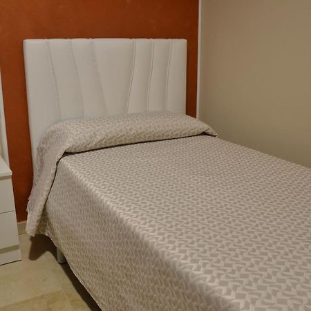 Hostal El Bugar Teruel Buitenkant foto