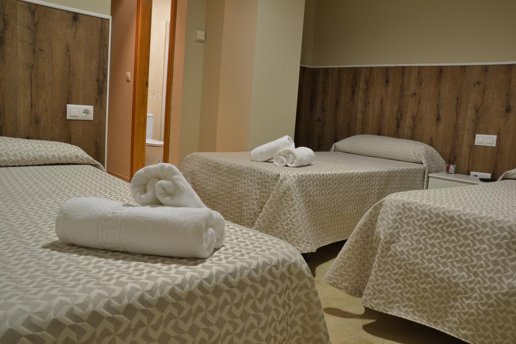 Hostal El Bugar Teruel Buitenkant foto