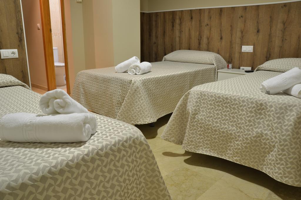 Hostal El Bugar Teruel Buitenkant foto