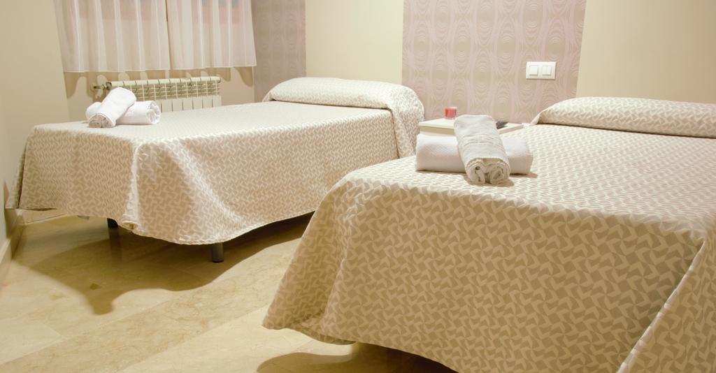 Hostal El Bugar Teruel Buitenkant foto