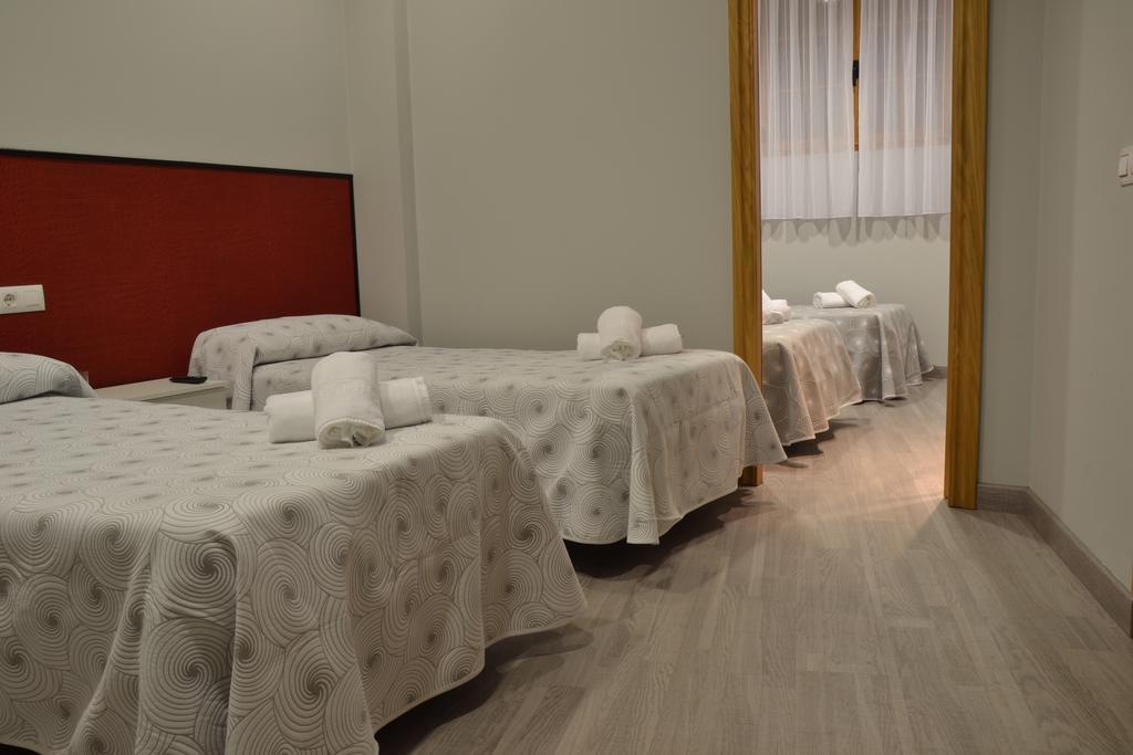 Hostal El Bugar Teruel Buitenkant foto